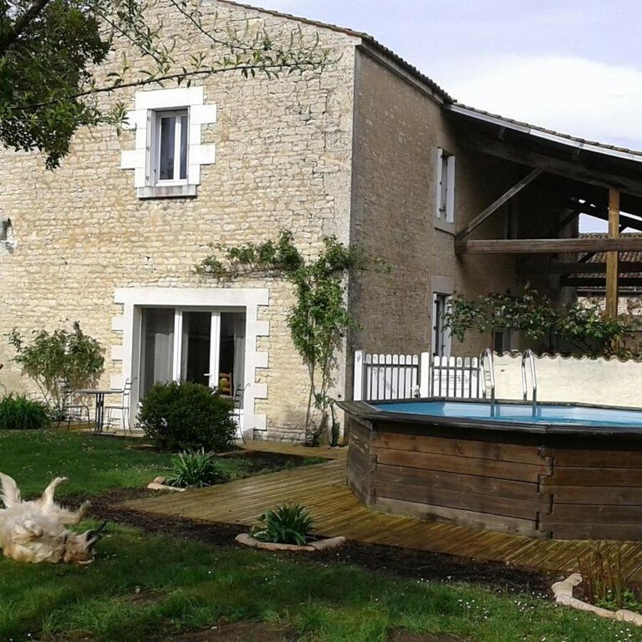 Le Logis De La Venise Verte Saint-Hilaire-la-Palud Buitenkant foto
