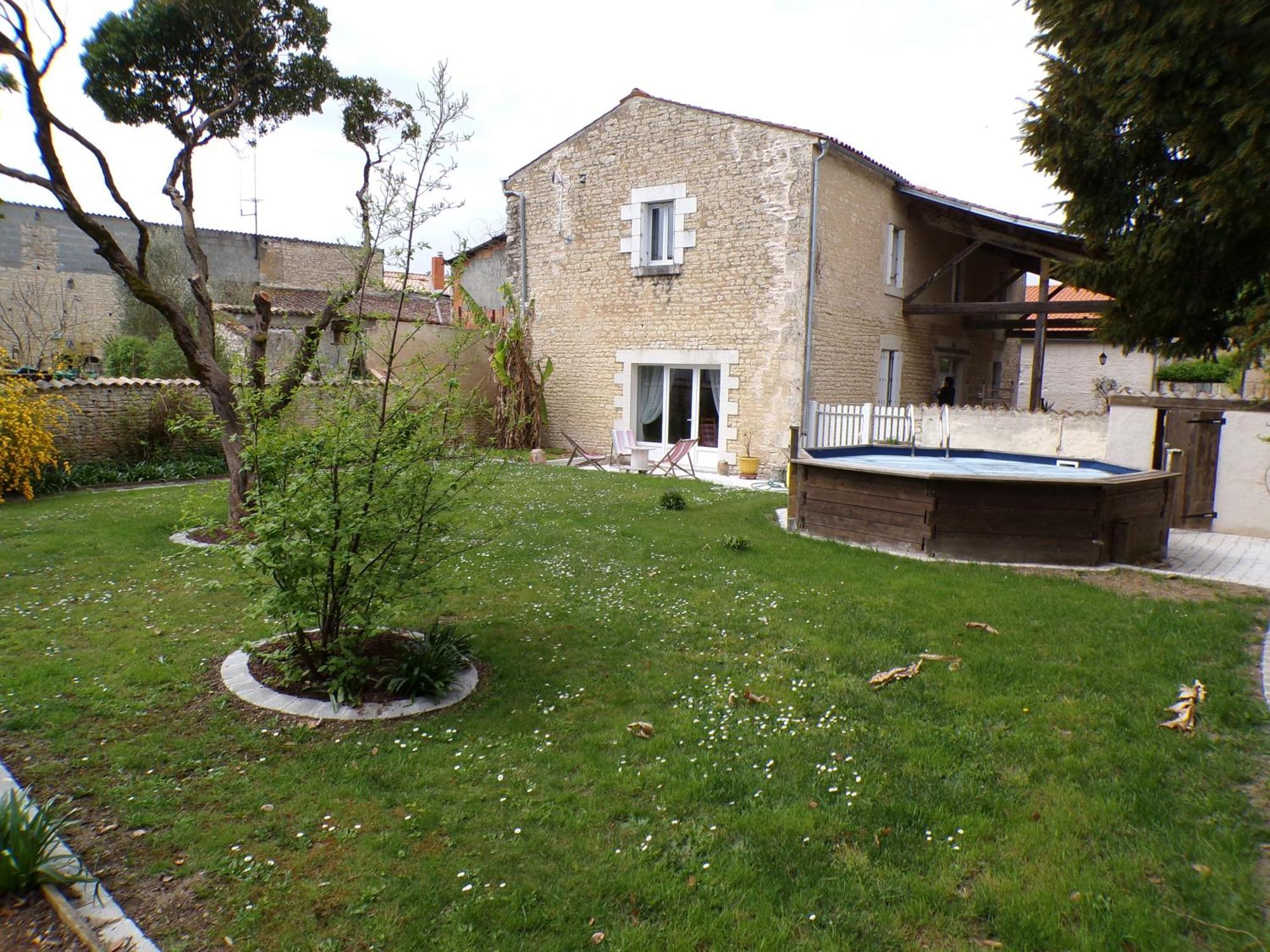 Le Logis De La Venise Verte Saint-Hilaire-la-Palud Buitenkant foto